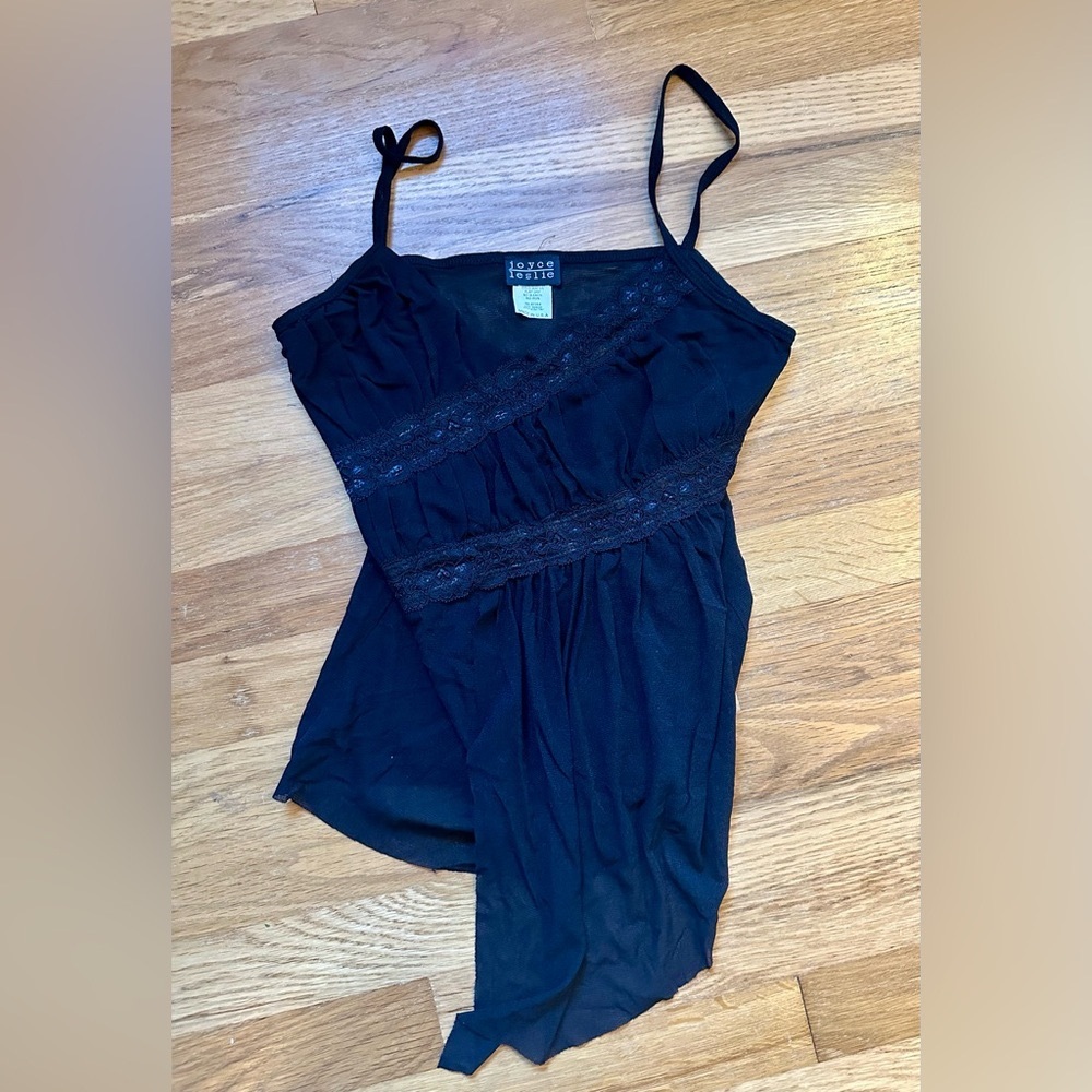 Joyce Leslie Asymmetrical Lace Trim Tank Top-Size small